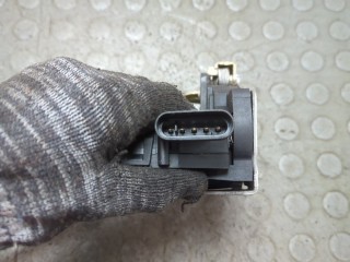 Замок двери левый передний, ориг. номер A1637203135, Mercedes ML W163 2001-2005