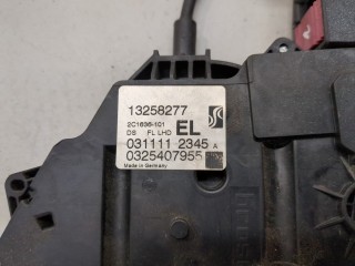 Замок двери левый передний, ориг. номер 13258276, Opel Meriva 2010-2014