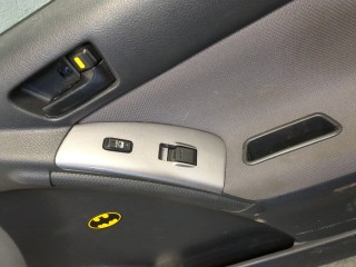 Замок двери правый передний, ориг. номер 6903002130, Toyota Matrix 2004-2008