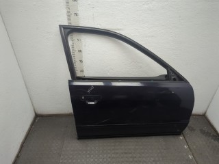 Замок двери правый передний Audi A4 1994-1999