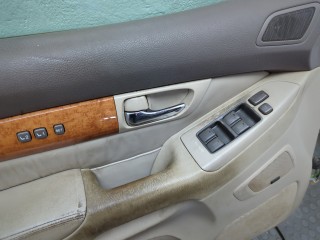 Замок двери левый передний, ориг. номер 6904033221, Lexus GX 2002-2009