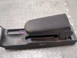 Подлокотник левый передний, ориг. номер 3B0867173, 3B0867174, Volkswagen Passat 5 1996-2001