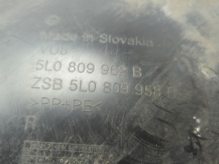 Защита арок (подкрылок) правая передняя, ориг. номер 5L0809958B, Skoda Yeti 2013-2018