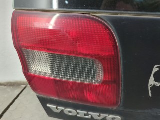 Накладка под номер (бленда), ориг. номер 30899990, Volvo S40 1995-2000