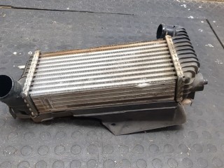 Радиатор интеркулера, ориг. номер BV619L440CK, 2027395, Ford Focus 2014-2019