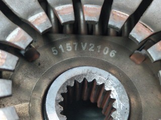 Маховик, ориг. номер 98MM6375CA, 1462885, 1746881, 3M517540A1K, Ford Focus 2004-2008