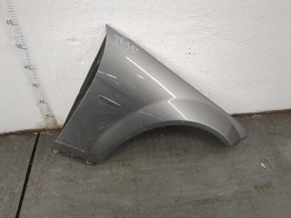 Крыло правое переднее Mercedes C W204 2007-2011