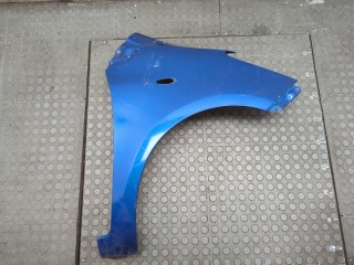 Крыло правое переднее Toyota Yaris 2005-2009