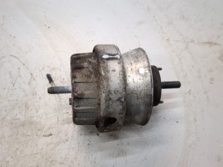 Подушка крепления двигателя Audi A6 2008-2011