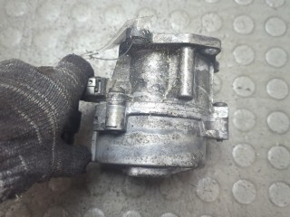 Насос вакуумный, ориг. номер 8200689330, Renault Trafic 2001-2006