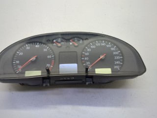 Щиток приборов (приборная панель) Volkswagen Passat 5 1996-2001