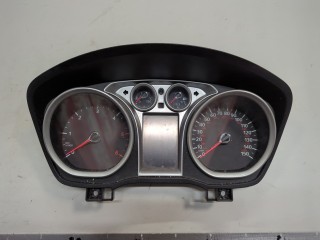 Щиток приборов (приборная панель) Ford Kuga 2008-2013