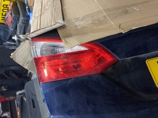 Фонарь крышки багажника левый, ориг. номер BM5113A603DC, 1775999, Ford Focus 2011-2015