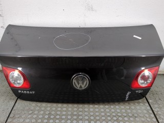 Фонарь крышки багажника левый Volkswagen Passat 2005-2010