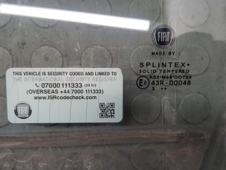 Стекло боковой двери левое переднее, Fiat Punto 2009-2012