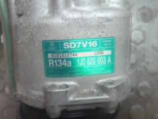 Компрессор кондиционера, ориг. номер 1J0820803A, 1J0820805, Volkswagen Golf 4 1997-2006