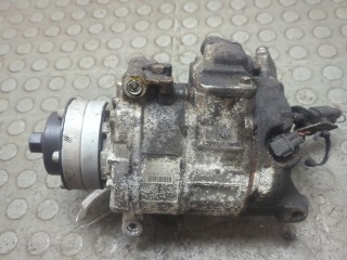 Компрессор кондиционера Audi A6 2008-2011
