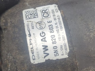 Компрессор кондиционера, ориг. номер 5N0820803C, Skoda Fabia 2010-2014