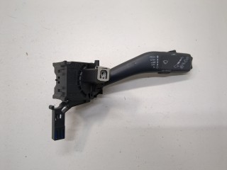 Переключатель дворников (стеклоочистителя) Volkswagen Golf 2003-2009