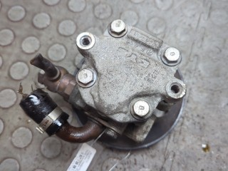 Насос гидроусилителя руля (ГУР), ориг. номер 8D0145156K, Volkswagen Passat 2000-2005