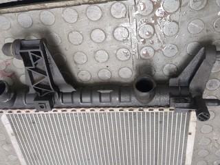 Радиатор охлаждения двигателя, ориг. номер 13107496, 93173379, Opel Corsa 2000-2003