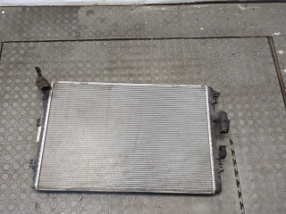Радиатор охлаждения двигателя, ориг. номер 5N0121253L, Volkswagen Tiguan 2006-2011