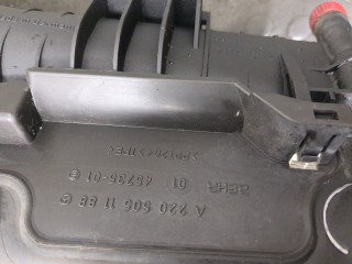 Радиатор охлаждения двигателя, ориг. номер A2205000903, Mercedes S W220 2002-2005