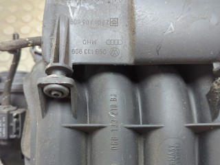 Коллектор впускной, ориг. номер 06B133213T, Volkswagen Passat 2000-2005