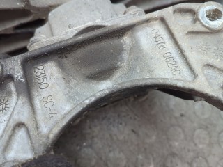 Подушка крепления КПП, ориг. номер 4578277AC, Chrysler 300C 2004-2011