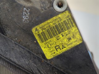 Фара (передняя) правая, ориг. номер 8301B872, Mitsubishi Colt 2002-2012