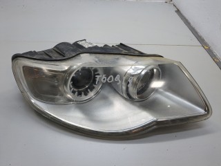 Фара (передняя) правая Volkswagen Touareg 2006-2010