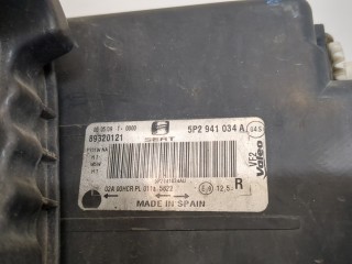 Фара (передняя) правая, ориг. номер 5P2941034A, Seat Leon 2005-2009