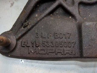 Кронштейн (лапа крепления), ориг. номер 53305007, Jeep Cherokee 2013-2018