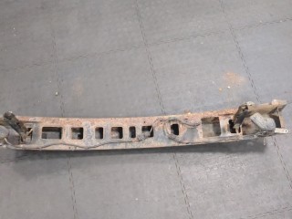 Усилитель бампера передний, ориг. номер 30800906, Volvo S40 1995-2000