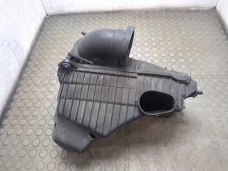 Корпус воздушного фильтра Volkswagen Touareg 2002-2007