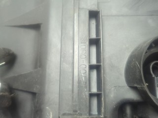 Корпус воздушного фильтра, ориг. номер 222040J010, 177000J013, Toyota Yaris 2005-2009