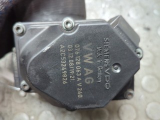 Заслонка дроссельная, ориг. номер 076128063A, Volkswagen Transporter 5 2002-2009
