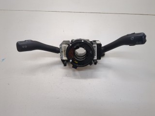 Переключатель поворотов и дворников (стрекоза) Volkswagen Golf 4 1997-2006