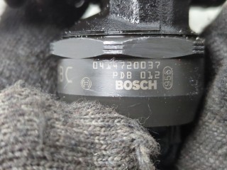 Форсунка топливная, ориг. номер 038130073AJ, 038130079CX, Volkswagen Golf 4 1997-2006