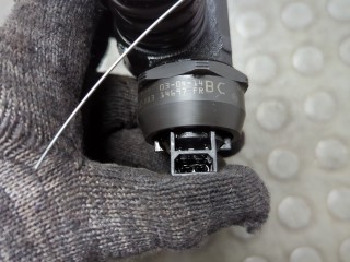 Форсунка топливная, ориг. номер 038130073AJ, 038130079CX, Volkswagen Golf 4 1997-2006