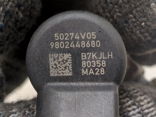 Форсунка топливная, ориг. номер 9802448680, Peugeot 3008 2009-2013