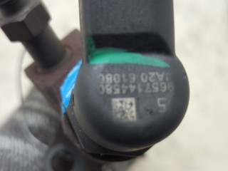 Форсунка топливная, ориг. номер 9657144580, 1373549, 3M5Q9F593DB, Ford Mondeo 2006-2010