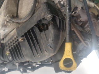 Форсунка топливная, ориг. номер 338002F300, KIA Sportage 2008-2010