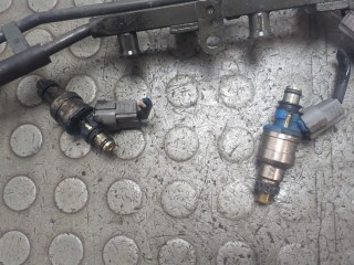Форсунка топливная, ориг. номер B6S713250, B6CK13150C, Mazda MX-3 1991-1998