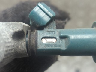 Форсунка топливная, ориг. номер 2320920020, Lexus RX 1997-2003