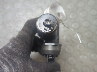 Форсунка топливная, ориг. номер 038130073BN, 038130079TX, Volkswagen Transporter 5 2002-2009