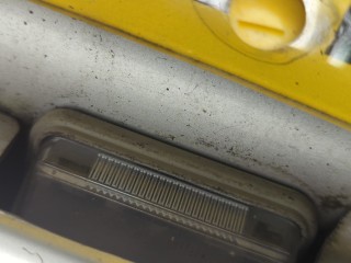 Щеткодержатель левый задний, ориг. номер 8524120190, Toyota Avensis 2 2006-2009