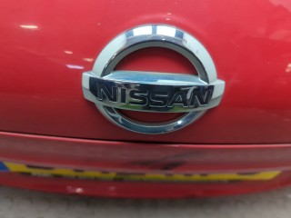Щеткодержатель левый задний, ориг. номер 28781JD00A, Nissan Qashqai 2010-2013