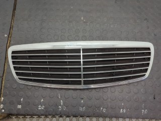 Решетка радиатора Mercedes E-Класс 2002-2006
