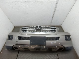 Решетка радиатора Mercedes M-Класс 2005-2008